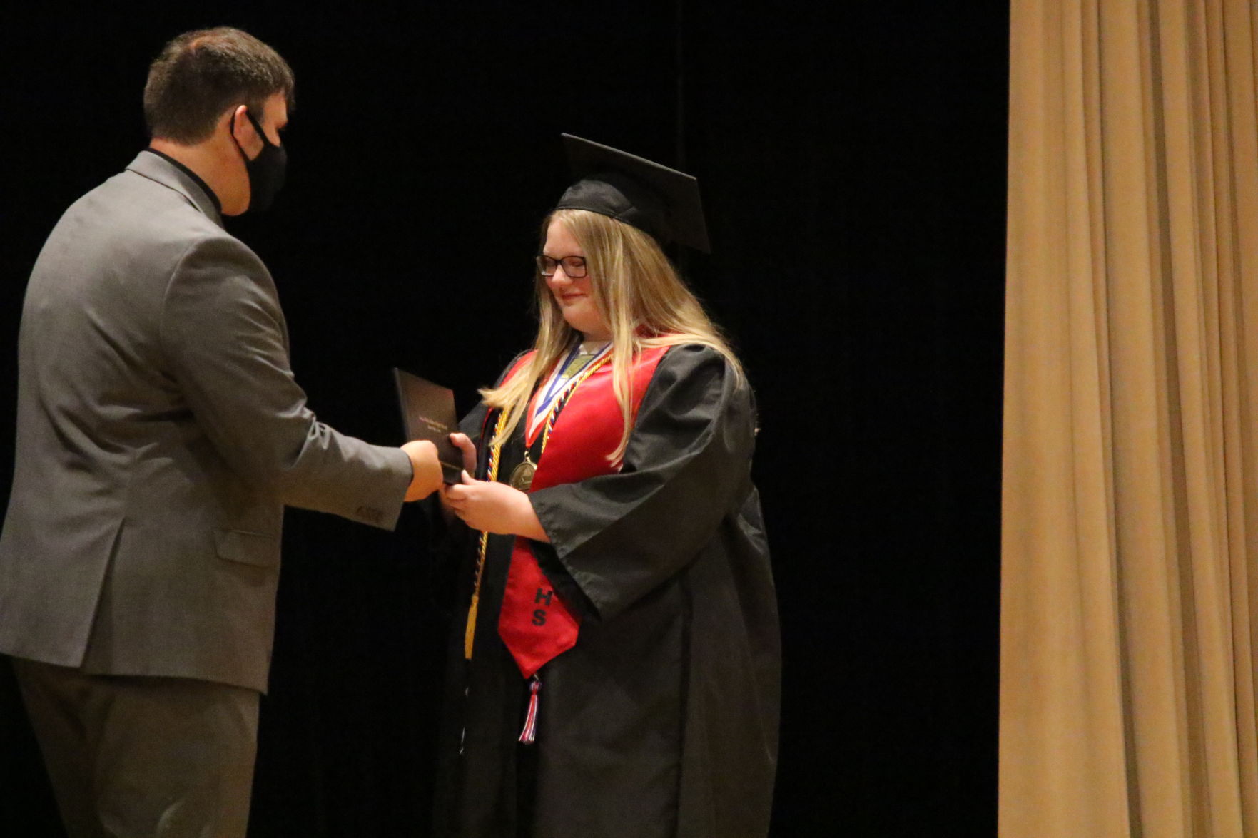 IFA_Grad1727.JPG
